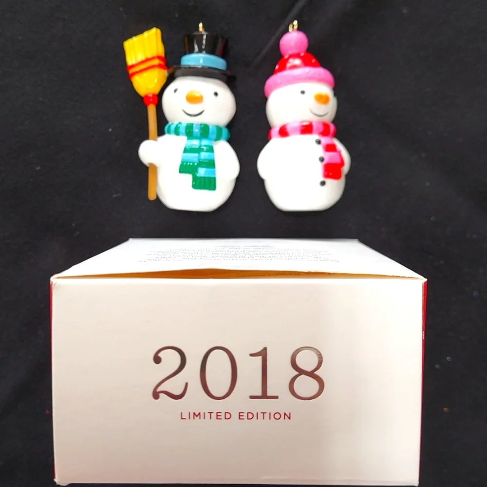 * Hallmark Keepsake 2018 Salt and Pepper Snowmen Christmas Ornaments, Like New